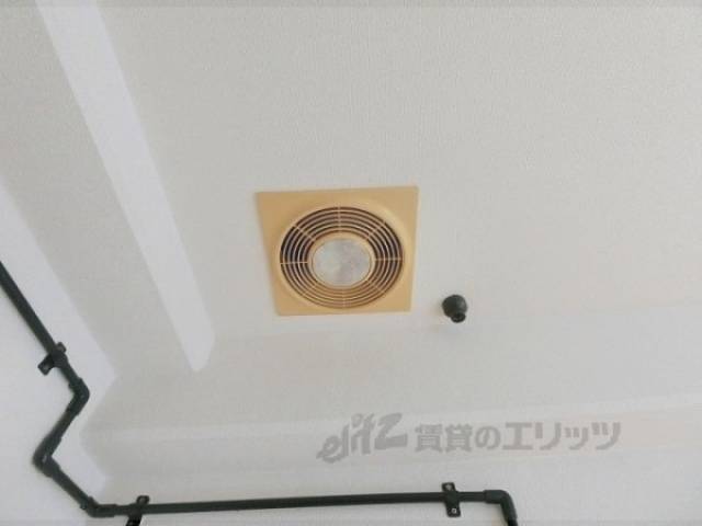 キッチン　換気扇