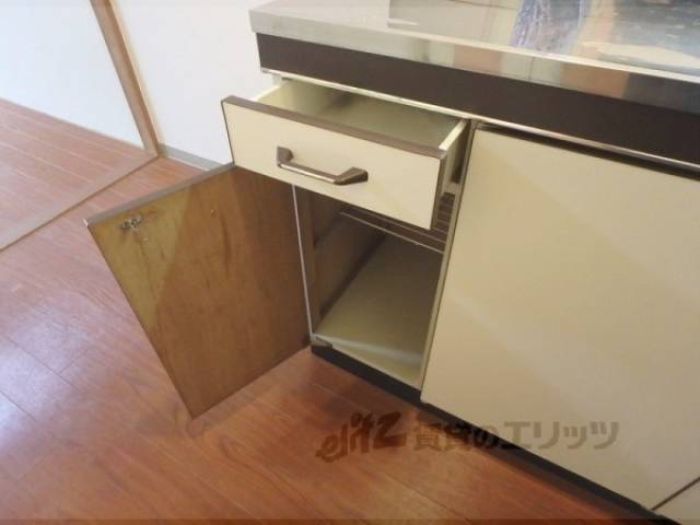 キッチン　収納