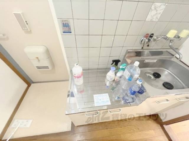 キッチン　コンロ置き場