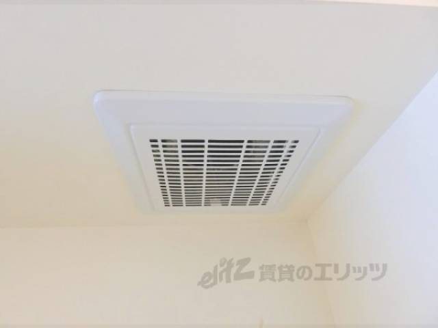 キッチン　換気扇