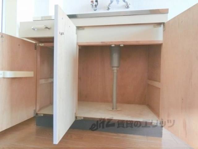 キッチン　下部収納
