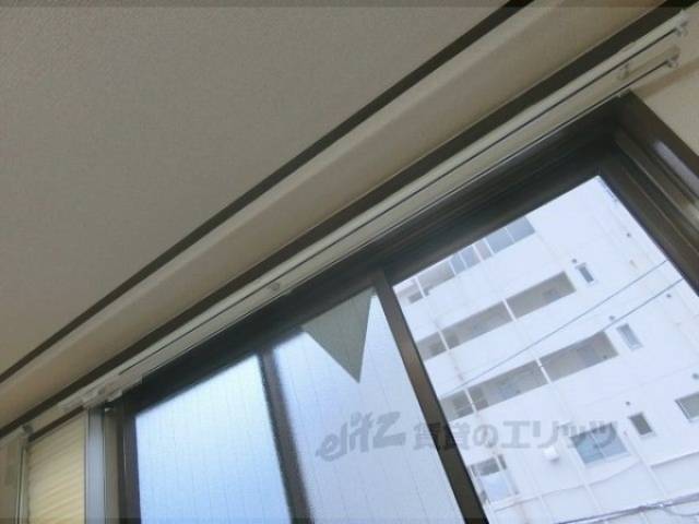 カーテンレール