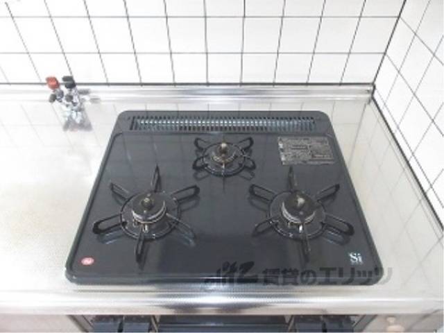 キッチン　ガスコンロ