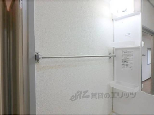 洗面所　タオル掛け