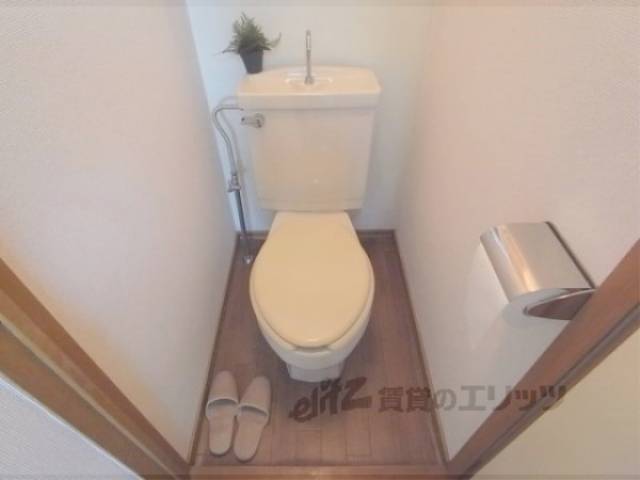 トイレ　トイレもきれいになりました