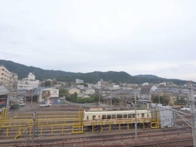 眺望　修学院駅が見えますよ