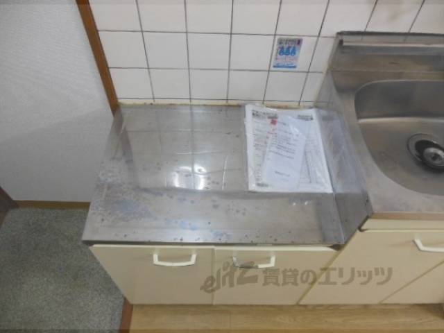 キッチン　コンロ置き場