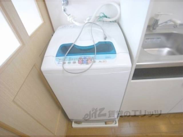 洗濯機置場　洗濯機