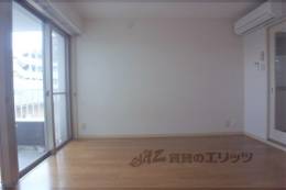 ＣＯＭＯＤＯ’９４室内写真1