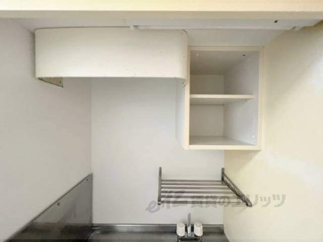 キッチン　上部収納