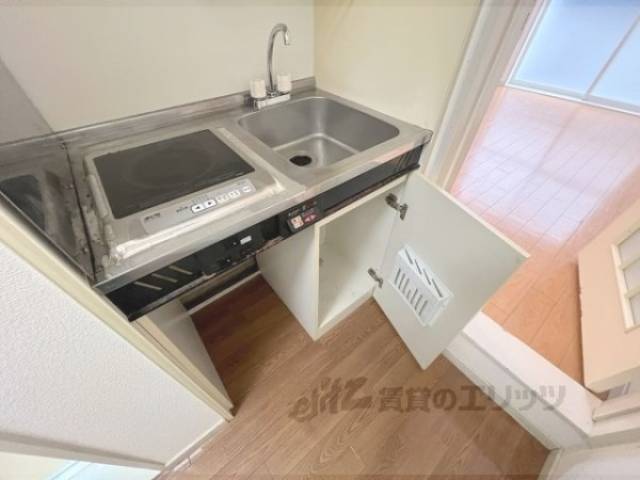 キッチン　下部収納