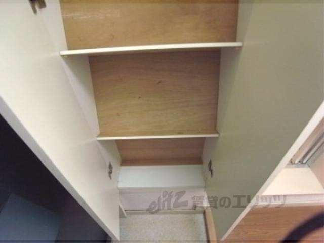 下駄箱　下駄箱があると玄関周りがスッキリ