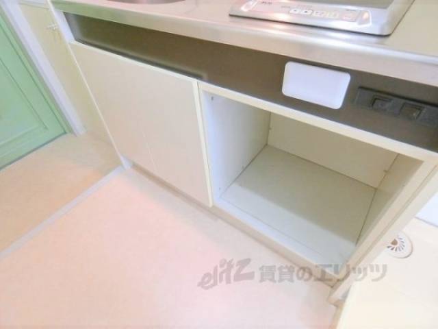 キッチン　収納