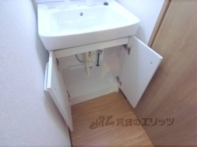 洗面所　収納