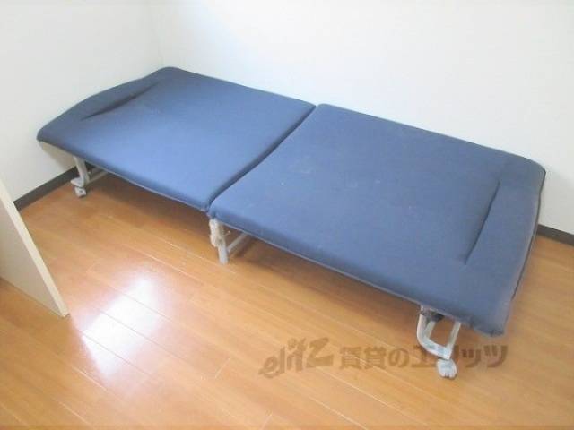 簡易ベッド