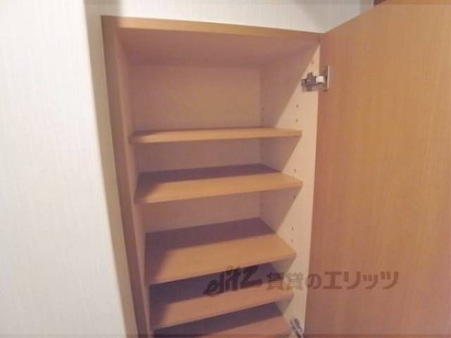 下駄箱　シューズボックス上段部分です