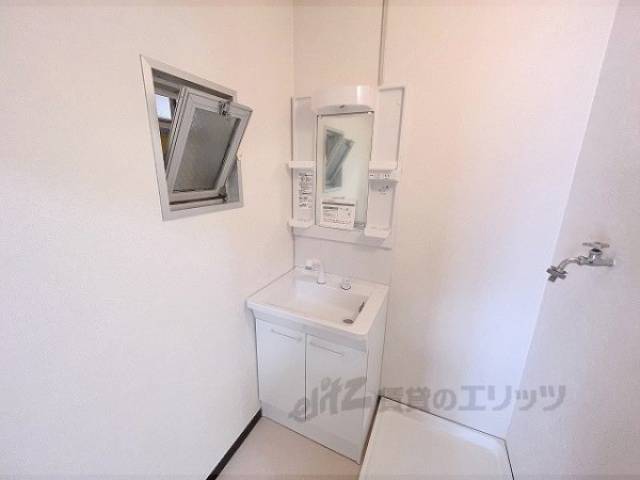 洗面所　独立洗面台