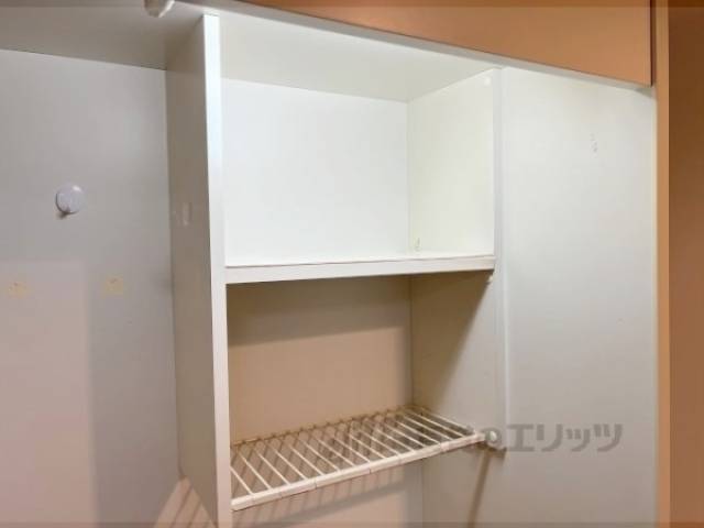 キッチン　収納上部