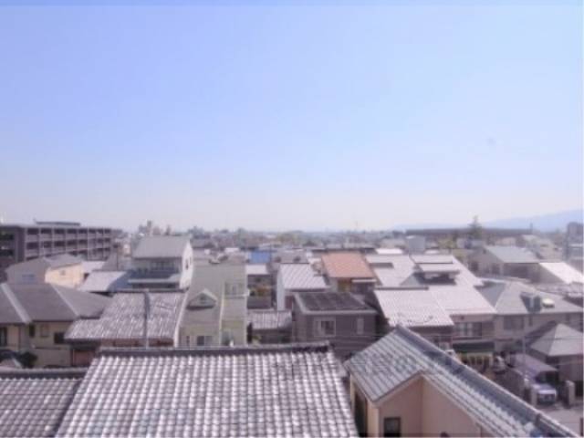 眺望　4階なので日当たり、見晴らしが良好です。