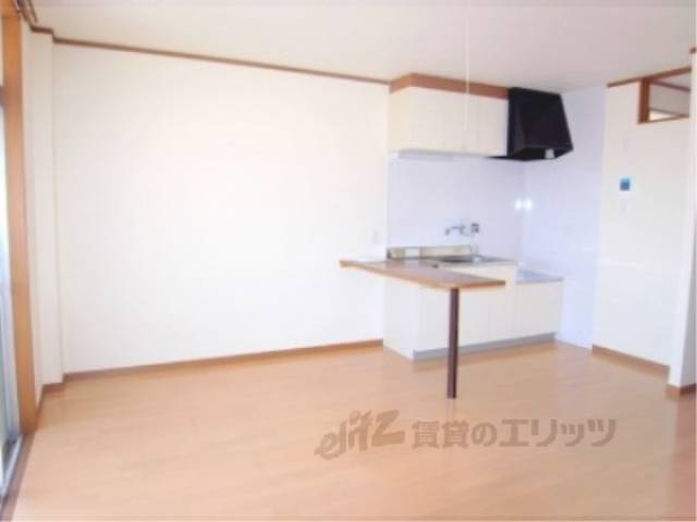 居室　カウンターキッチンになっています。