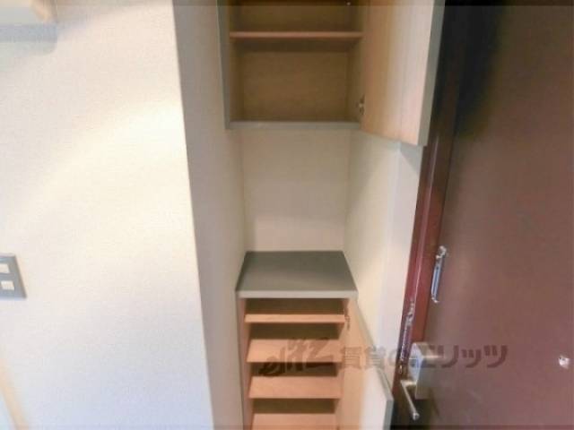 下駄箱　開いた状態です。