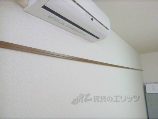 ハンガー長押