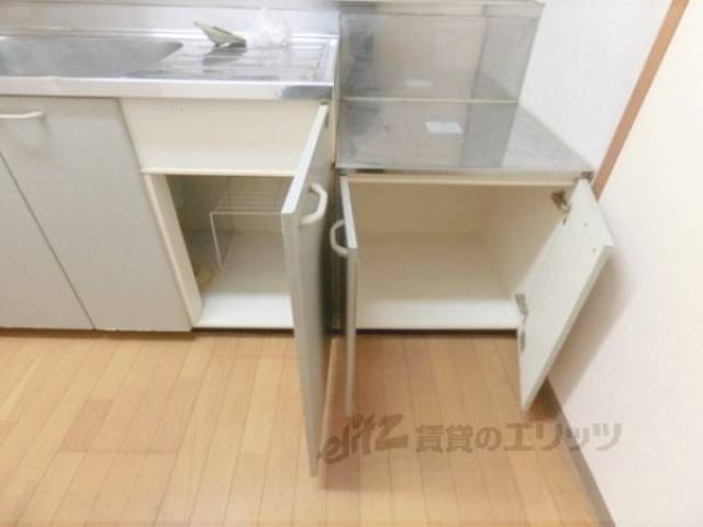 キッチン　下部収納