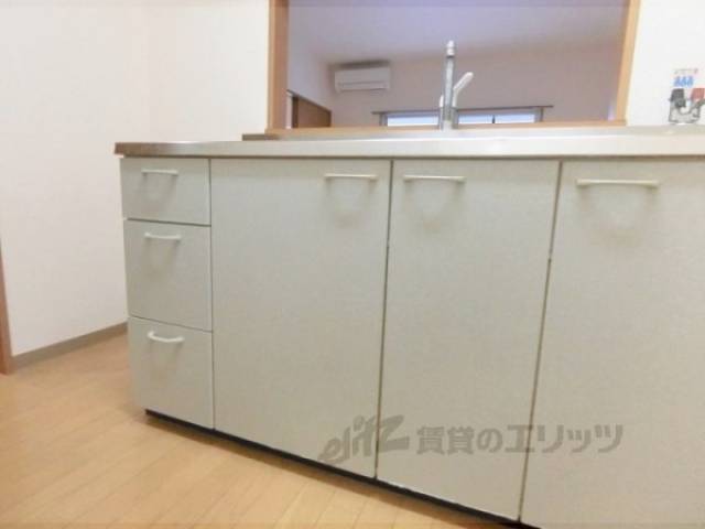 キッチン　下部収納