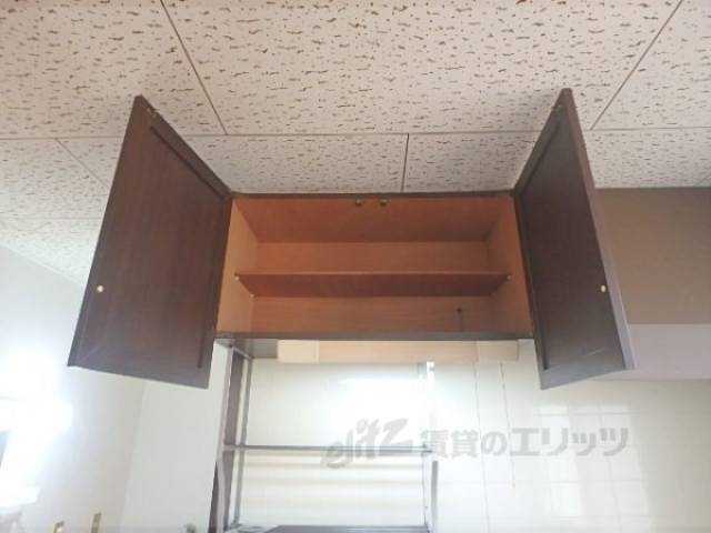 キッチン　収納