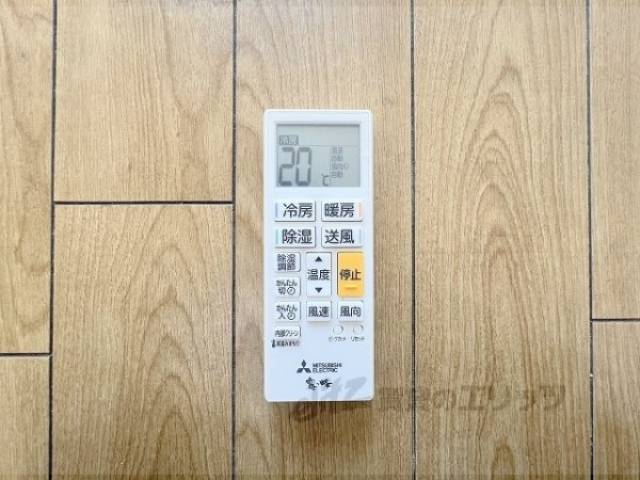 エアコンリモコン
