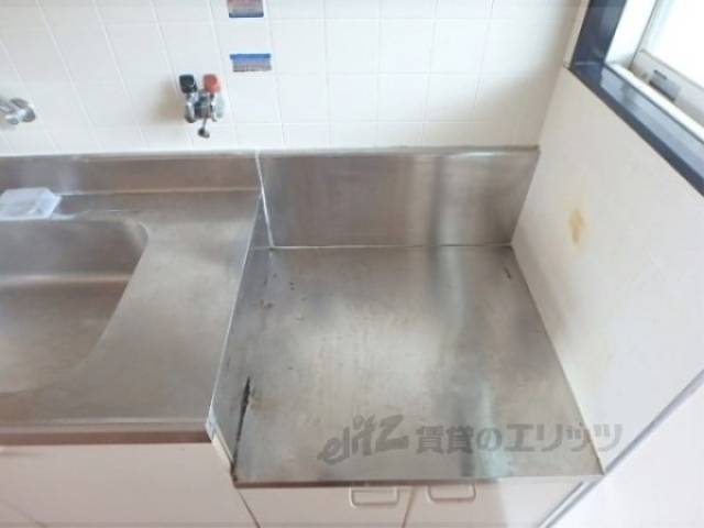 キッチン　コンロ置き場