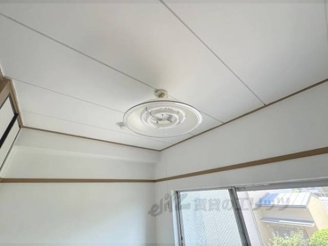 北西側和室照明