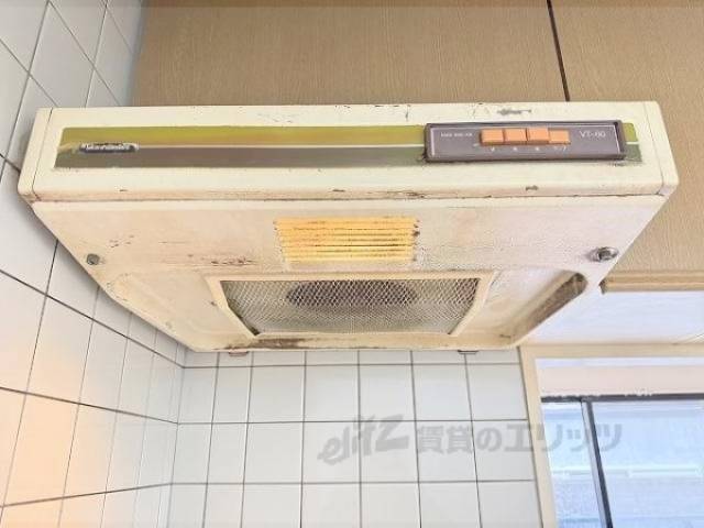 キッチン　換気扇