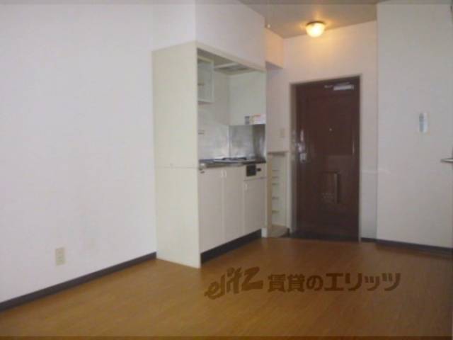 リビング　キッチン