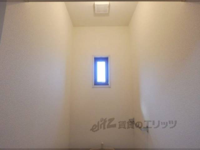 トイレ窓