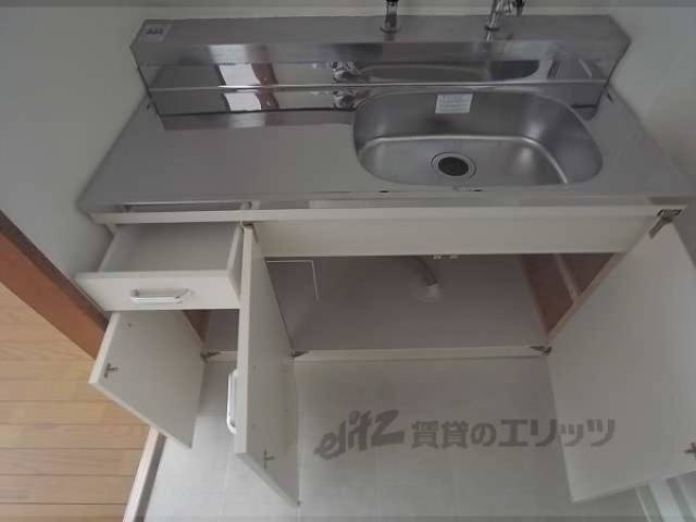 キッチン　収納
