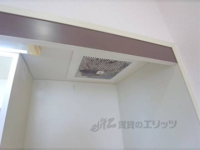 キッチン　換気扇