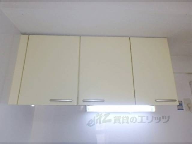 キッチン上収納
