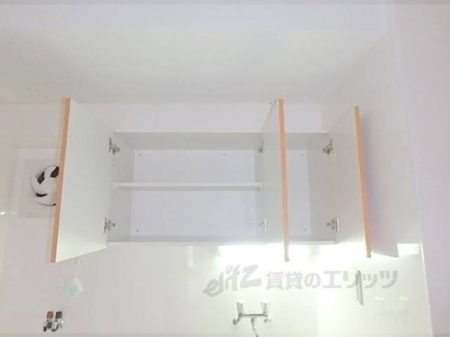 キッチン　キッチン上収納