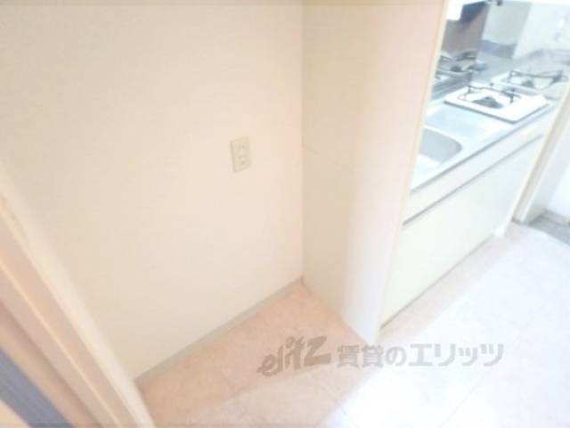 冷蔵庫置場　エアコン