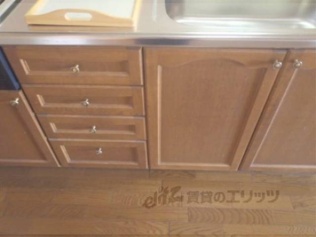キッチン下収納