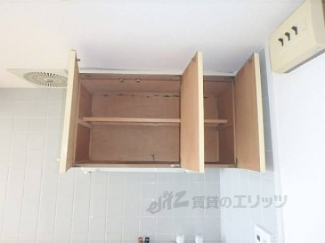収納　キッチン収納