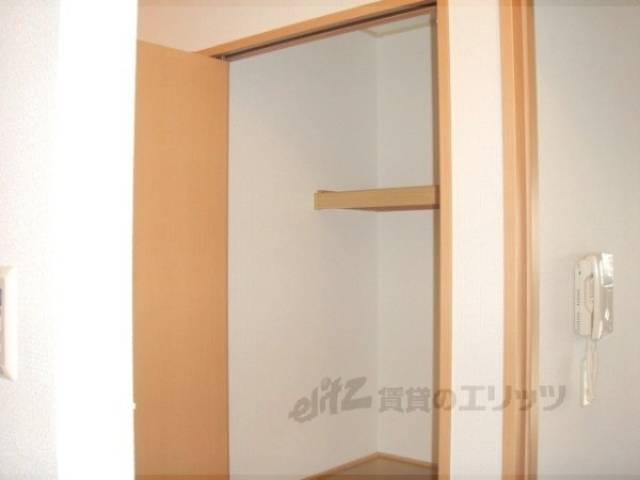 クローゼット（廊下）
