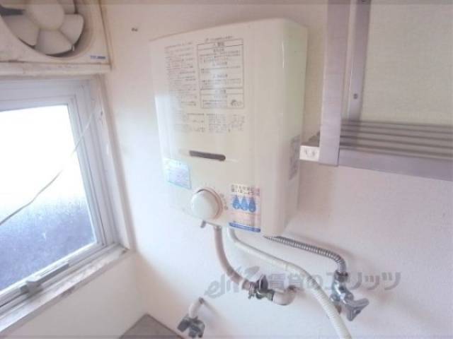 給湯器リモコン　給湯器