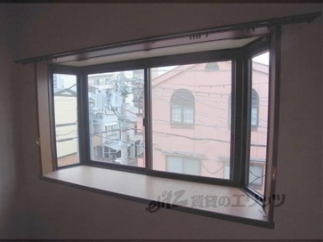窓　改装前