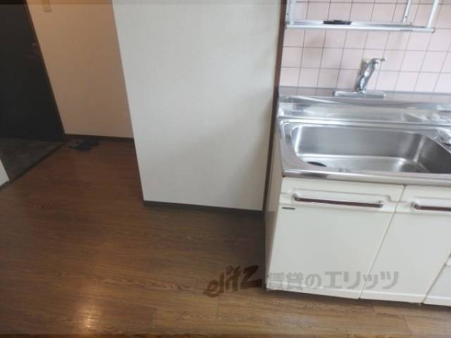 冷蔵庫置場