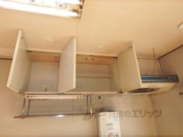 キッチン　収納