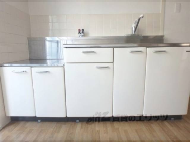 キッチン　収納