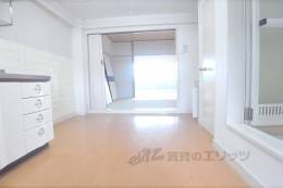 近建イレブン室内写真2