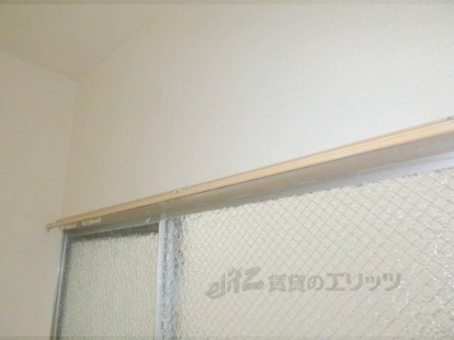 カーテンレール